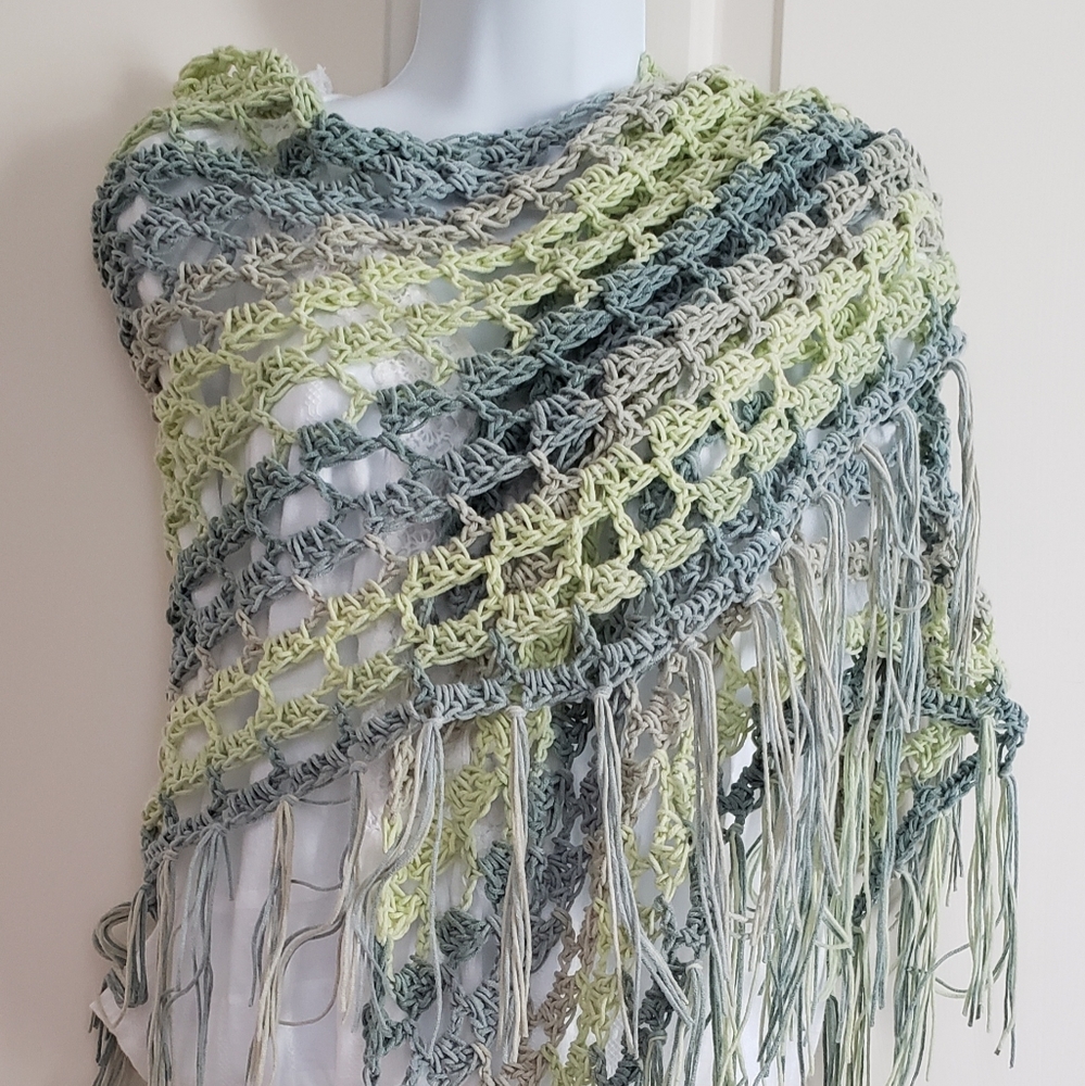 Handmade Scarf/Shawl - Picture 4 of 4